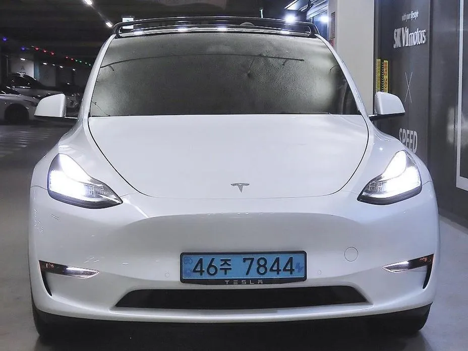 Tesla Model Y — фото 4