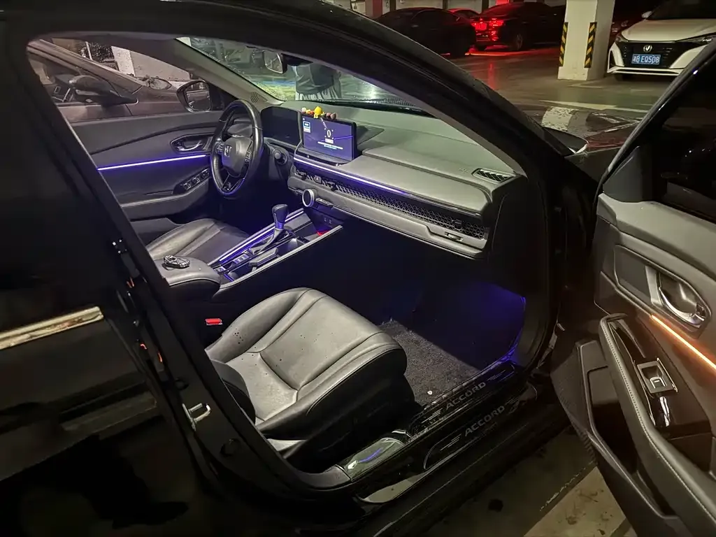 Honda Accord — фото 5