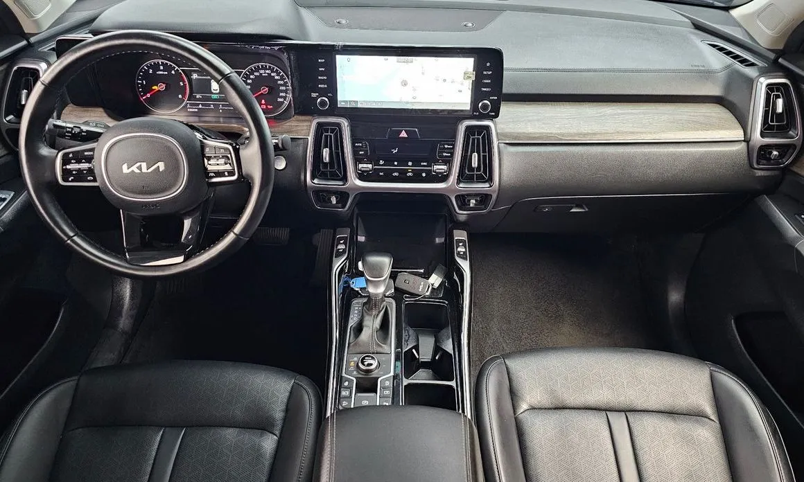 Kia Sorento — фото 4