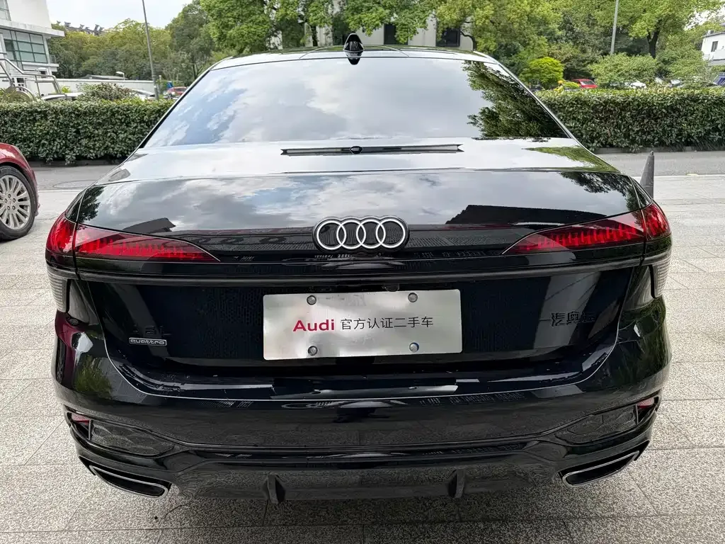 Audi A6L — фото 4