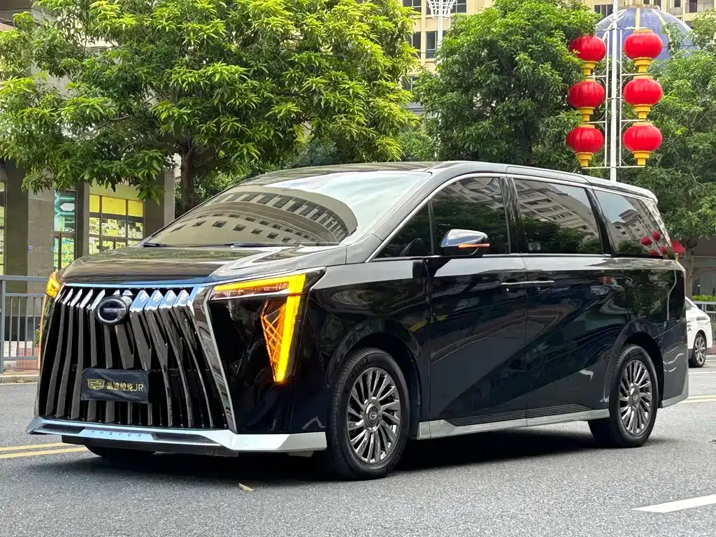 GAC Motor Trumpchi M8 — фото 1