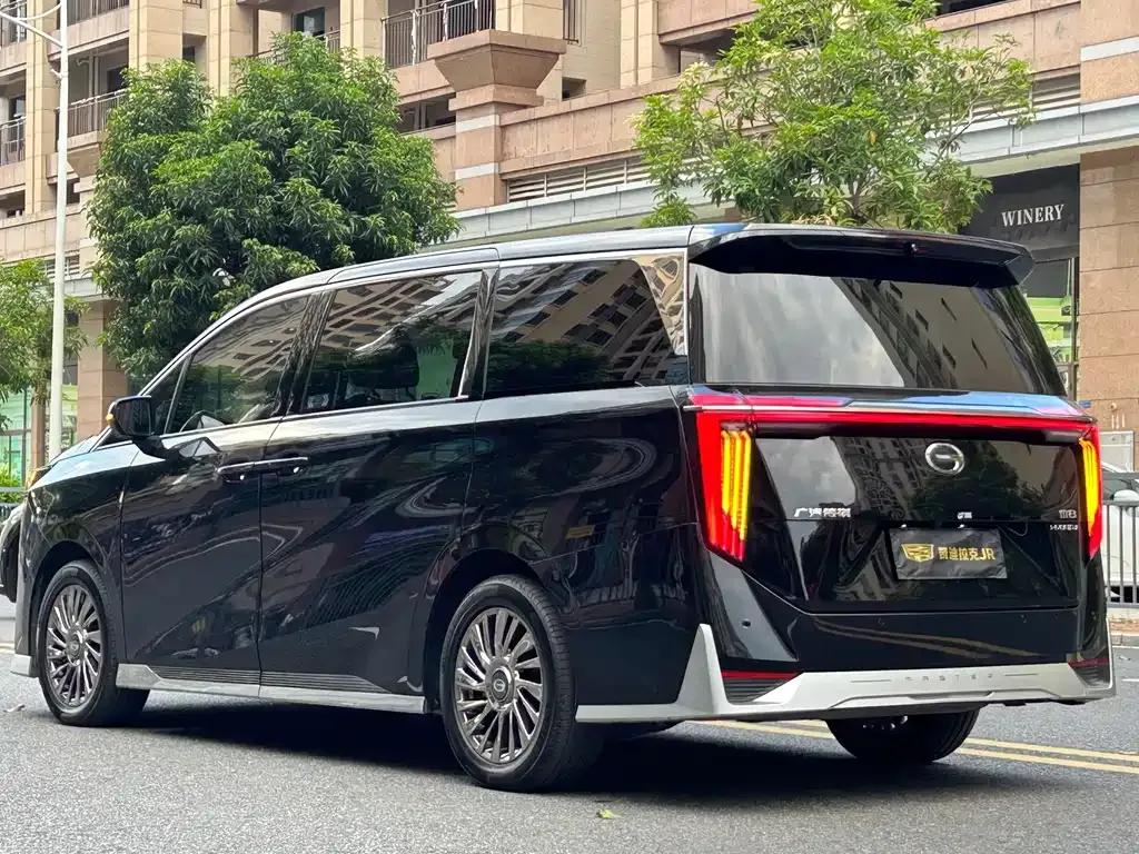 GAC Motor Trumpchi M8 — фото 2