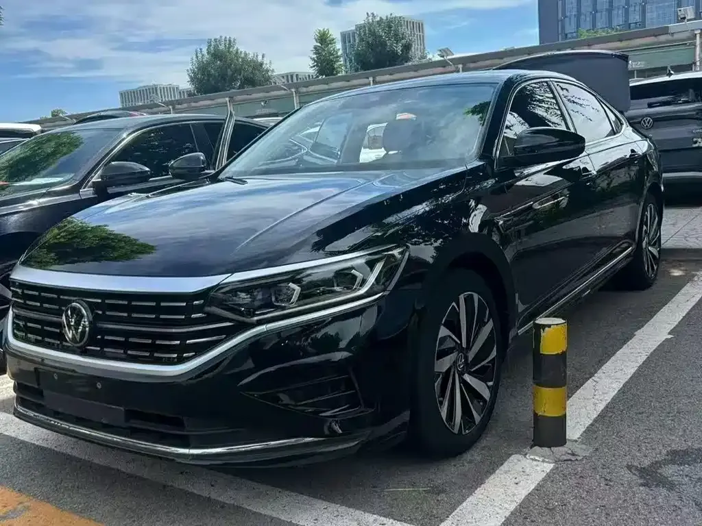 Volkswagen Passat — фото 9