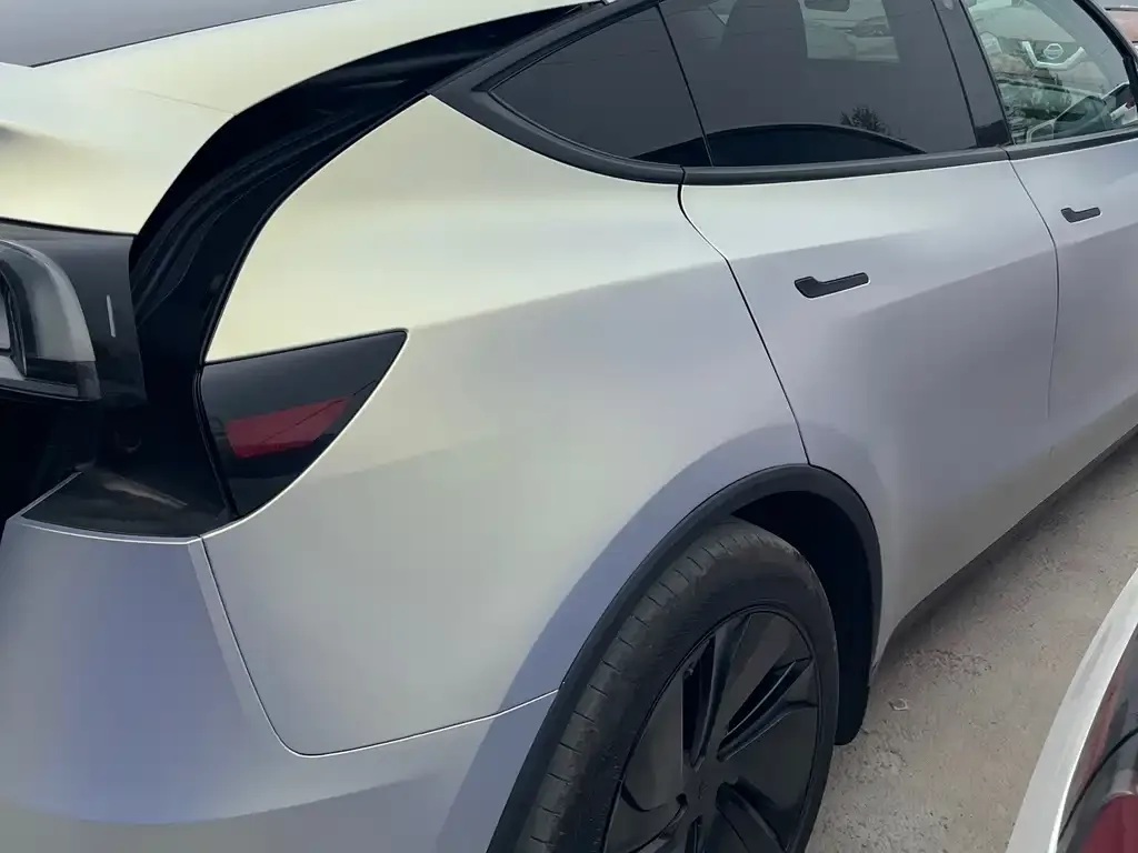 Tesla Model Y — фото 2