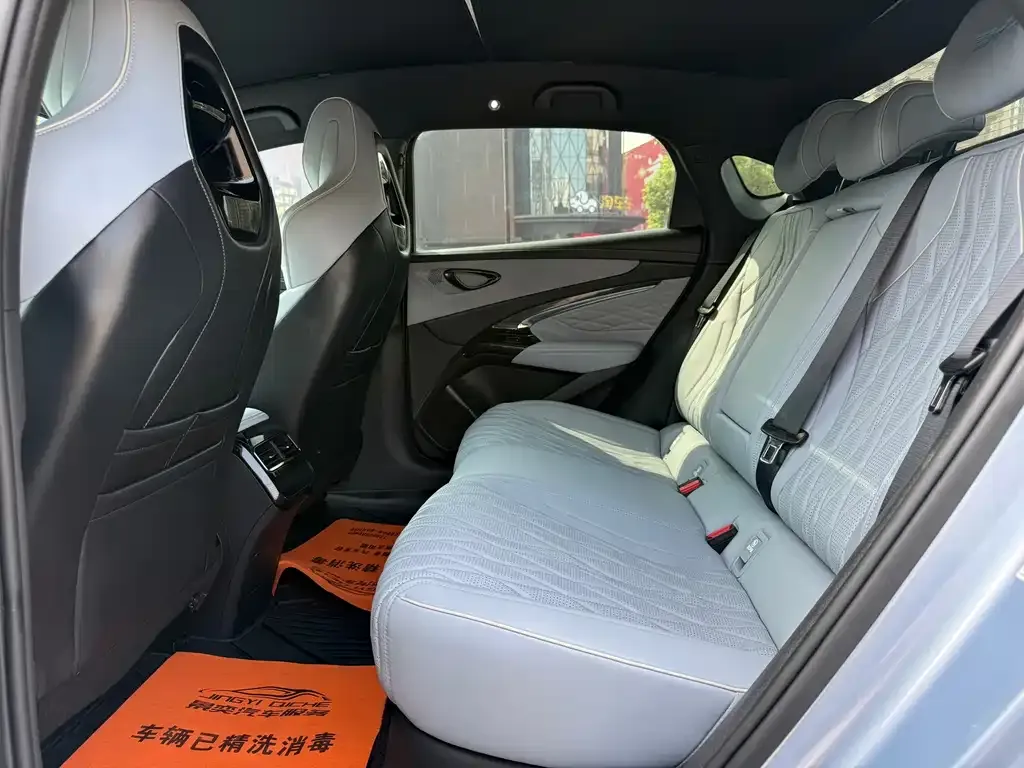 BYD Seal — фото 4