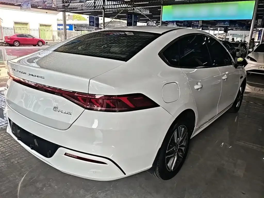 BYD Qin PLUS — фото 9