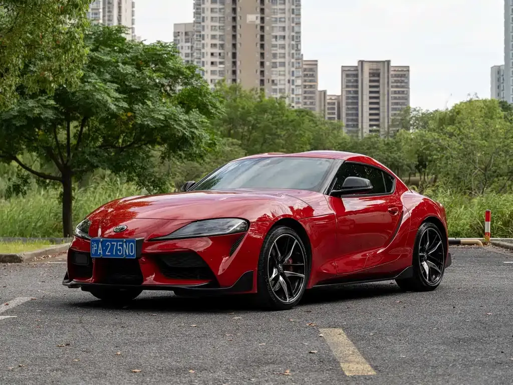 Toyota Supra — фото 1