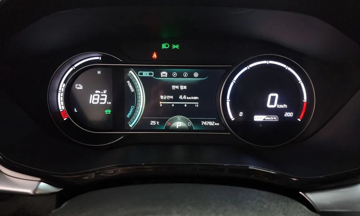 Kia Niro — фото 10