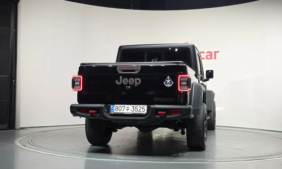 Jeep Gladiator — фото 2