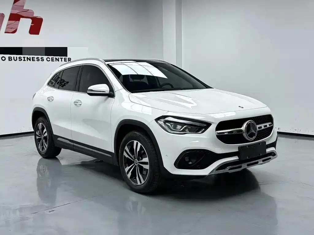 Mercedes-Benz GLA — фото 8
