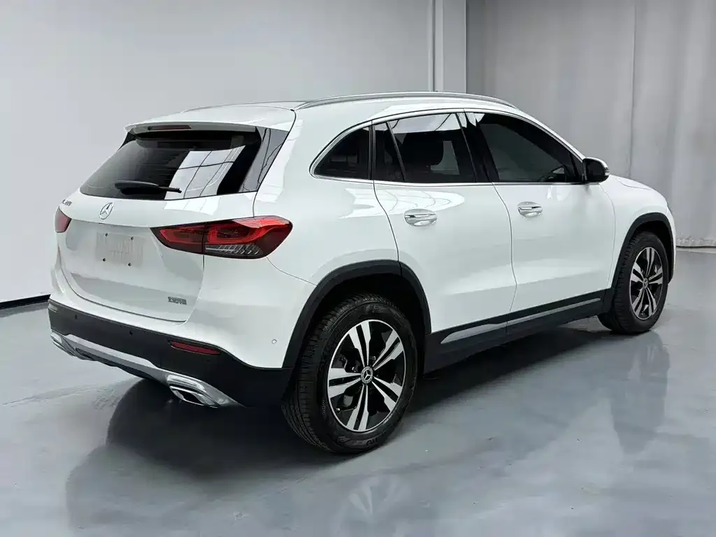 Mercedes-Benz GLA — фото 3