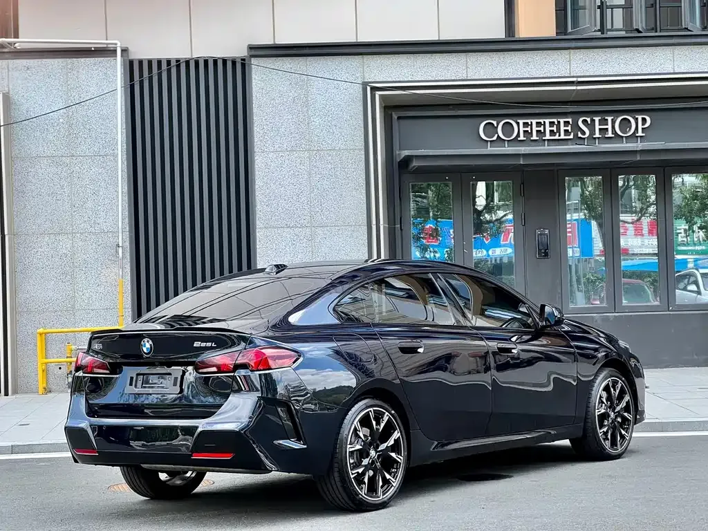 BMW 2 Series — фото 10