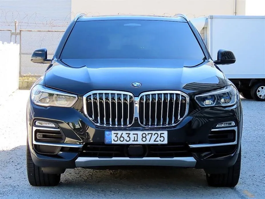 BMW X5 — фото 1