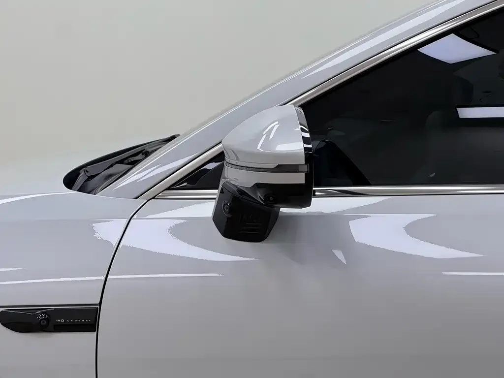Geely Galaxy E8 — фото 8