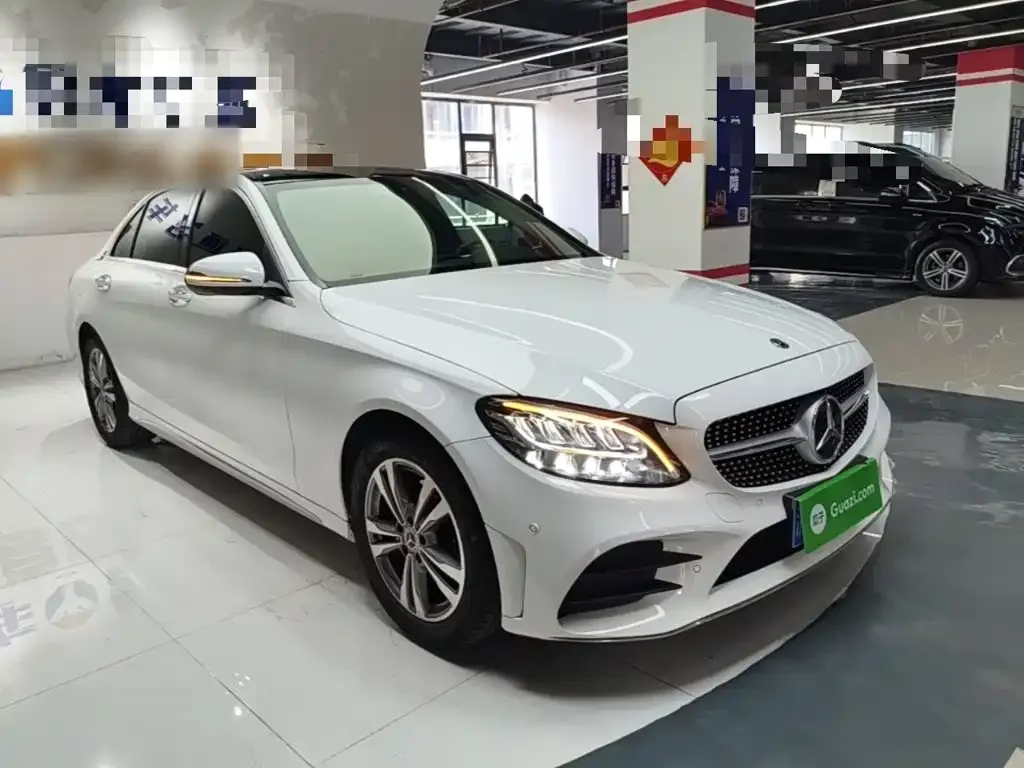 Mercedes-Benz C-Class — фото 10