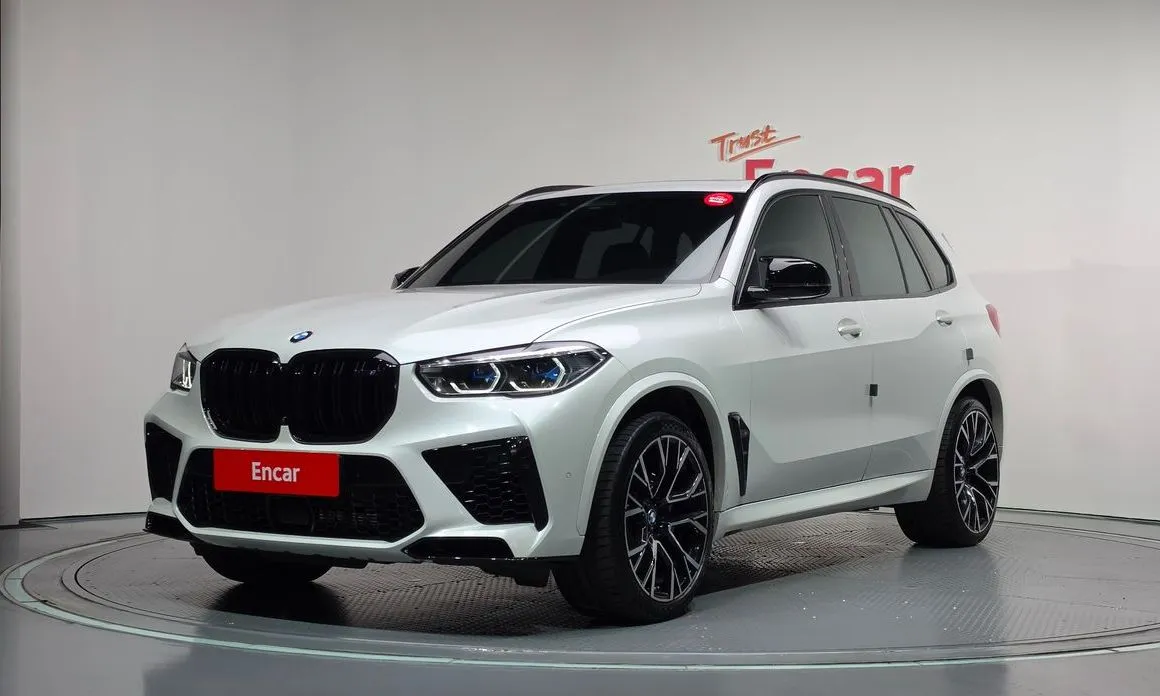 BMW X5M — фото 1