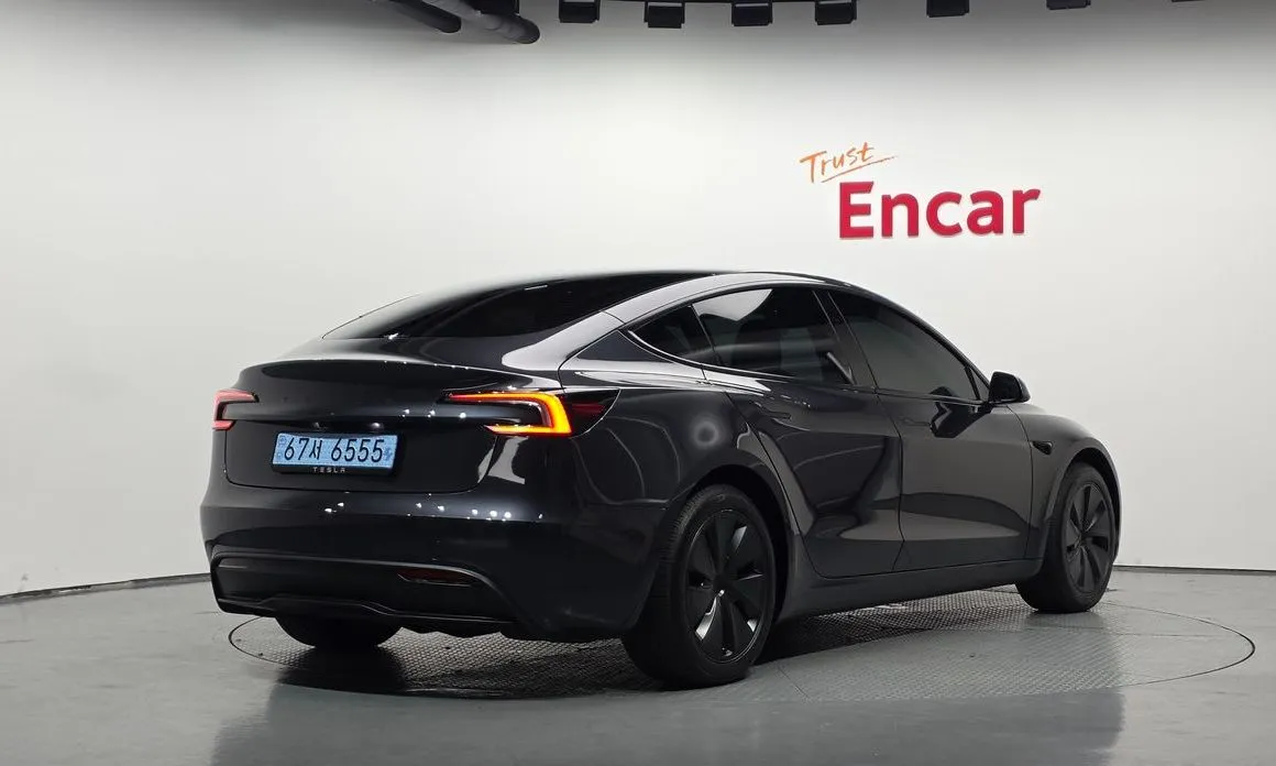 Tesla Model 3 — фото 6