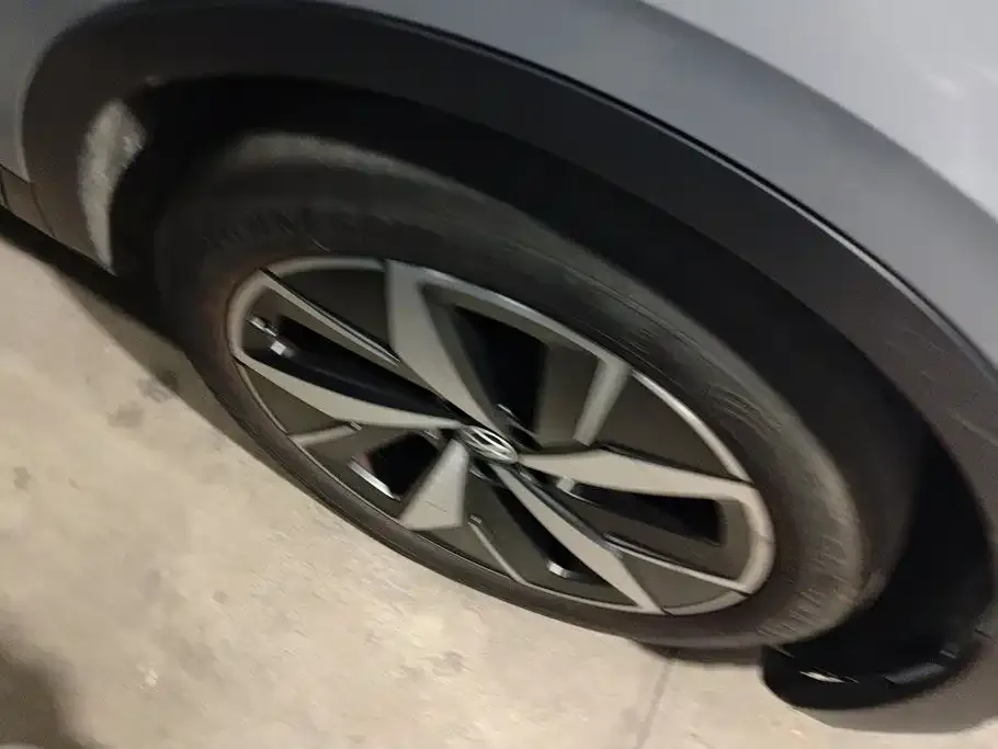 Volkswagen ID.4 Crozz — фото 8