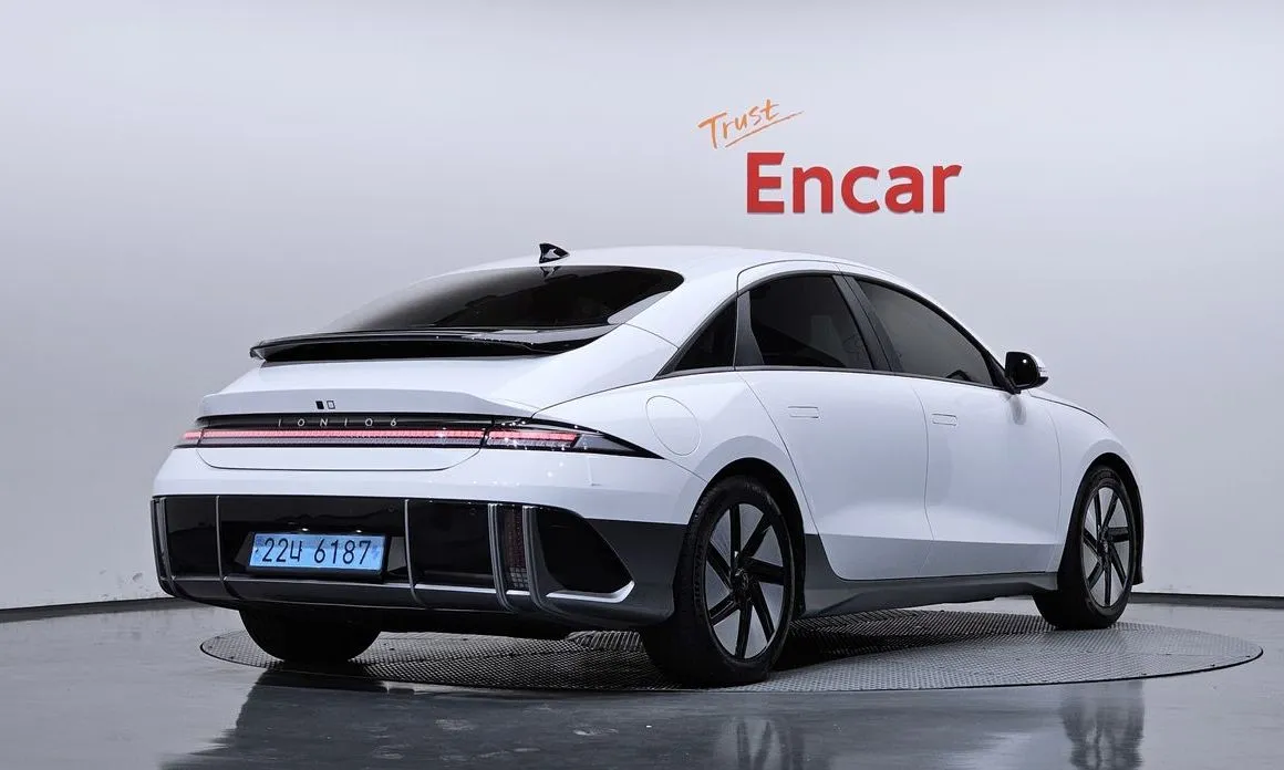 Hyundai Ioniq6 — фото 2
