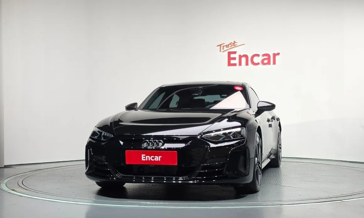 Audi RS e-tron GT — фото 5