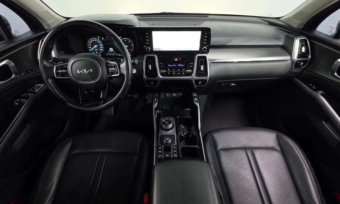 Kia Sorento — фото 9