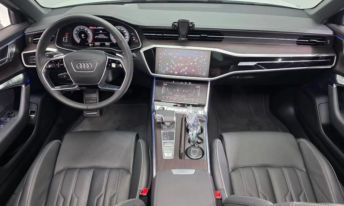 Audi A6 — фото 2