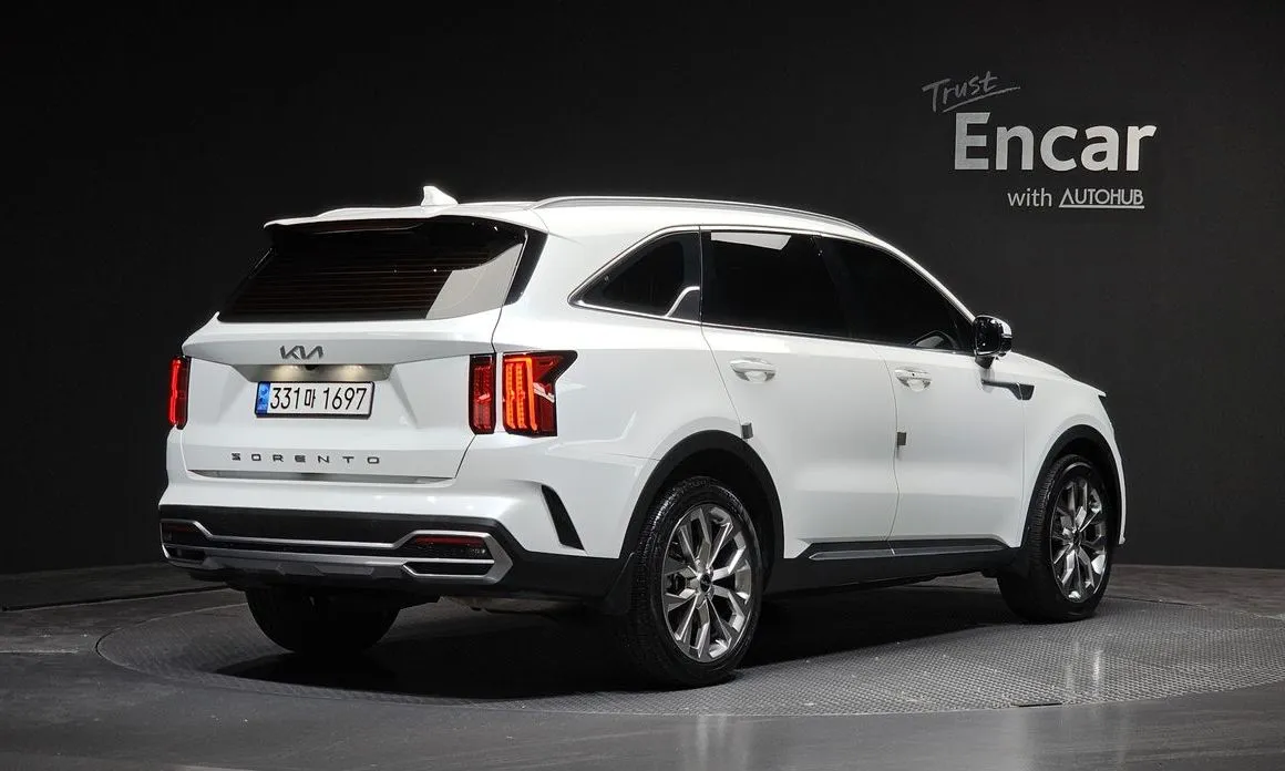 Kia Sorento — фото 5