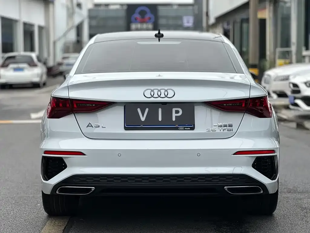 Audi A3 — фото 2