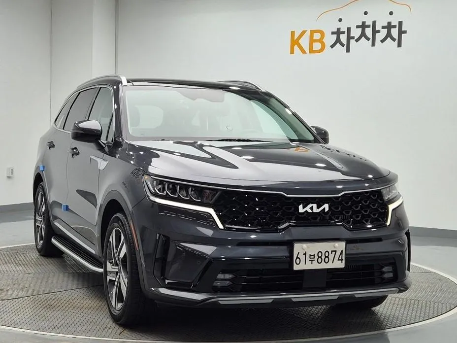 Kia Sorento — фото 10