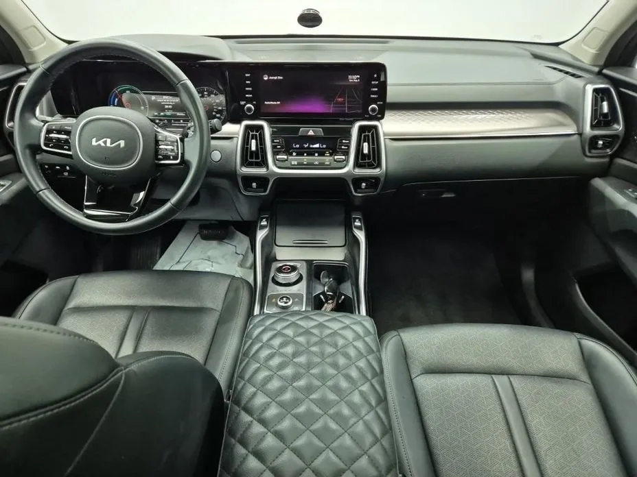 Kia Sorento — фото 6