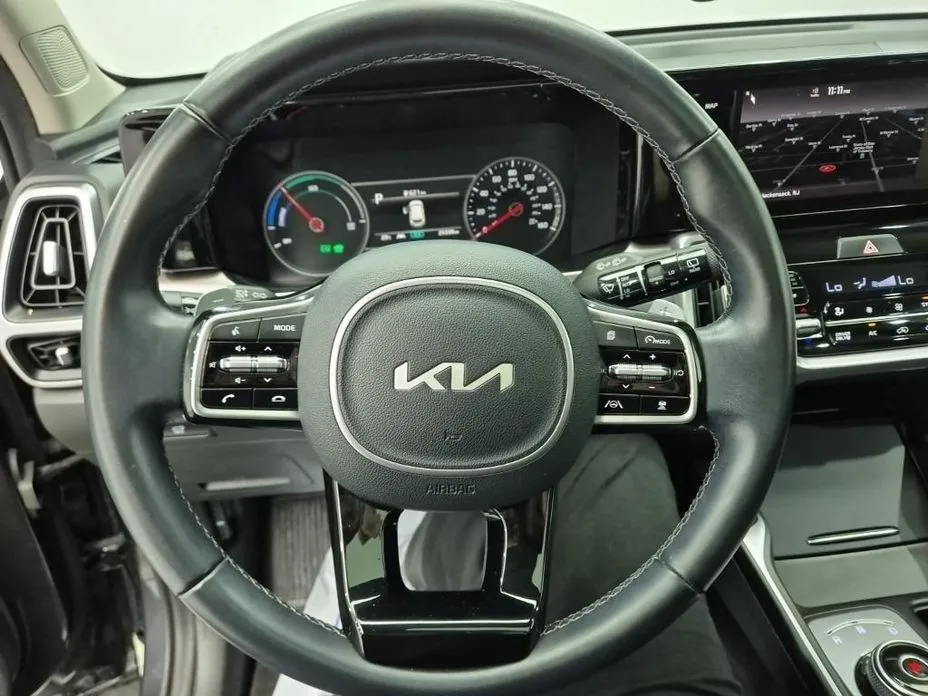 Kia Sorento — фото 5
