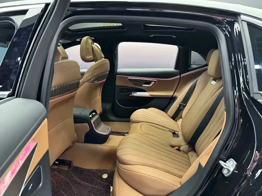 Mercedes-Benz E-Class New Energy — фото 2