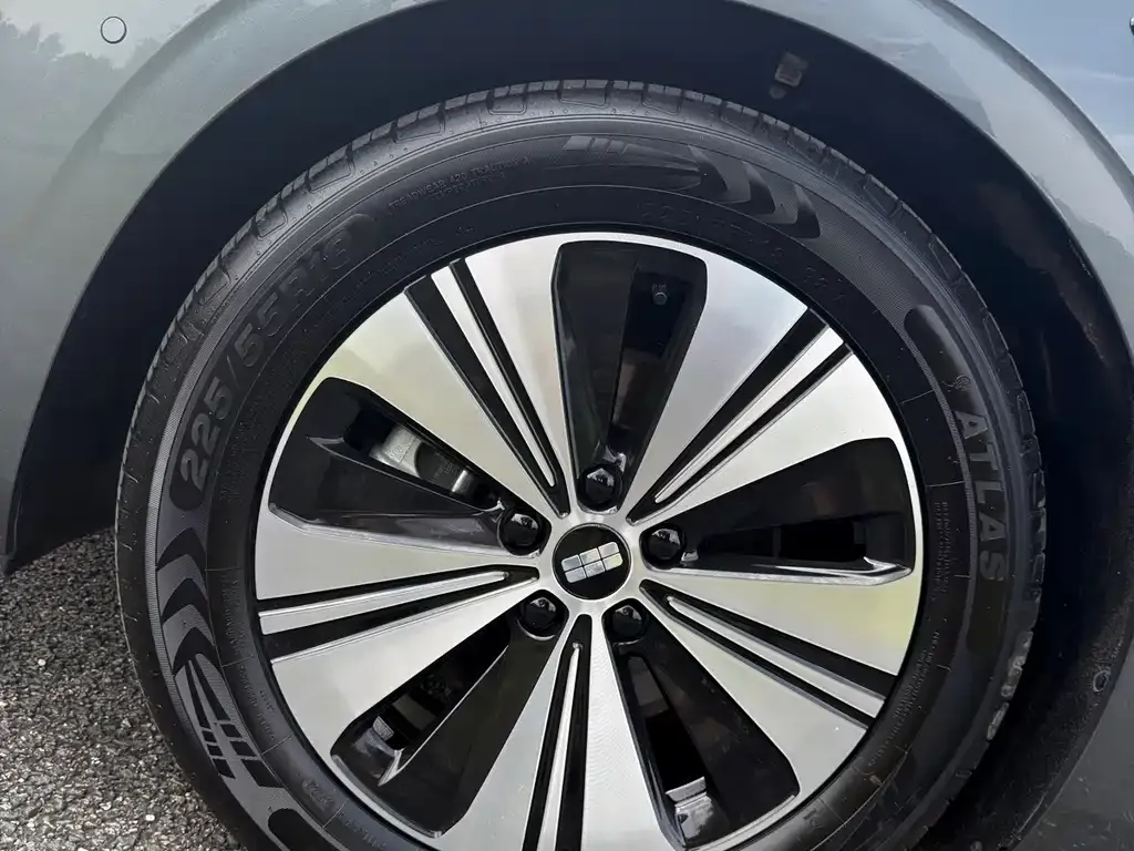 Geely Galaxy A7 EM — фото 2