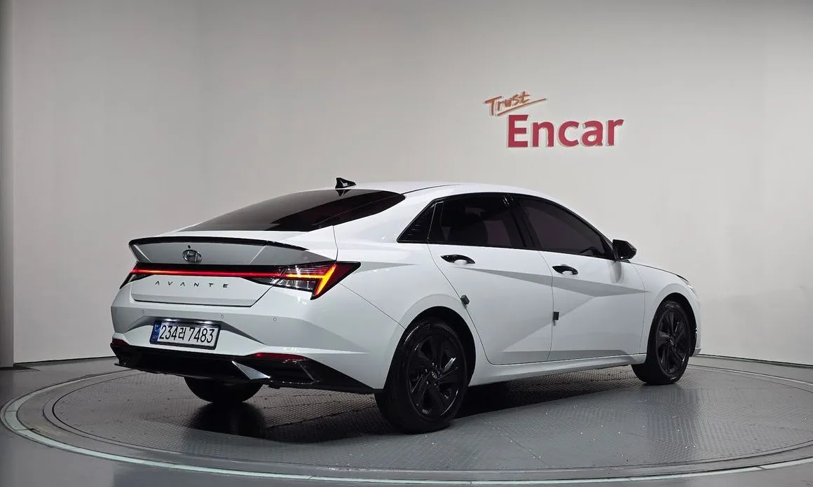 Hyundai AVANTE — фото 4
