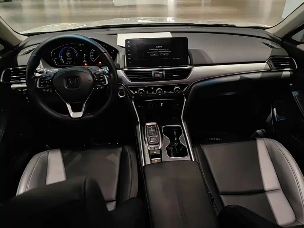 Honda Accord — фото 2