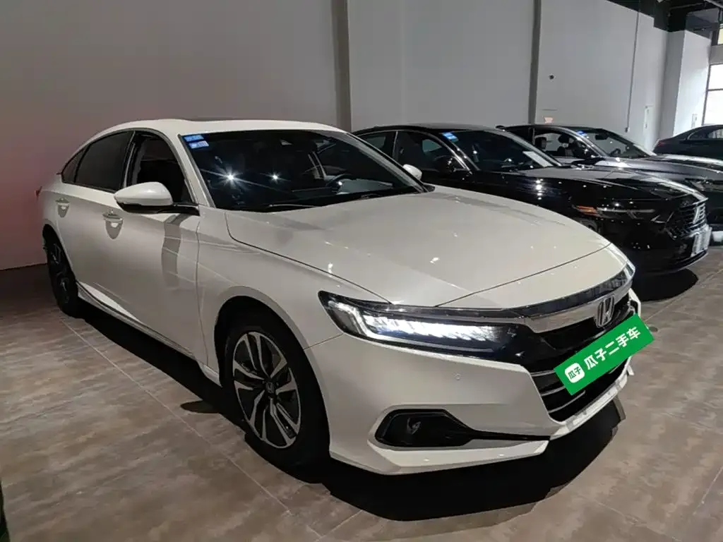 Honda Accord — фото 5
