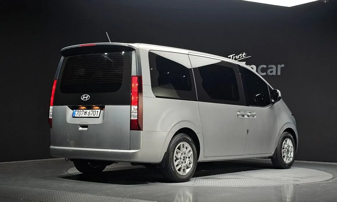 Hyundai Staria — фото 9
