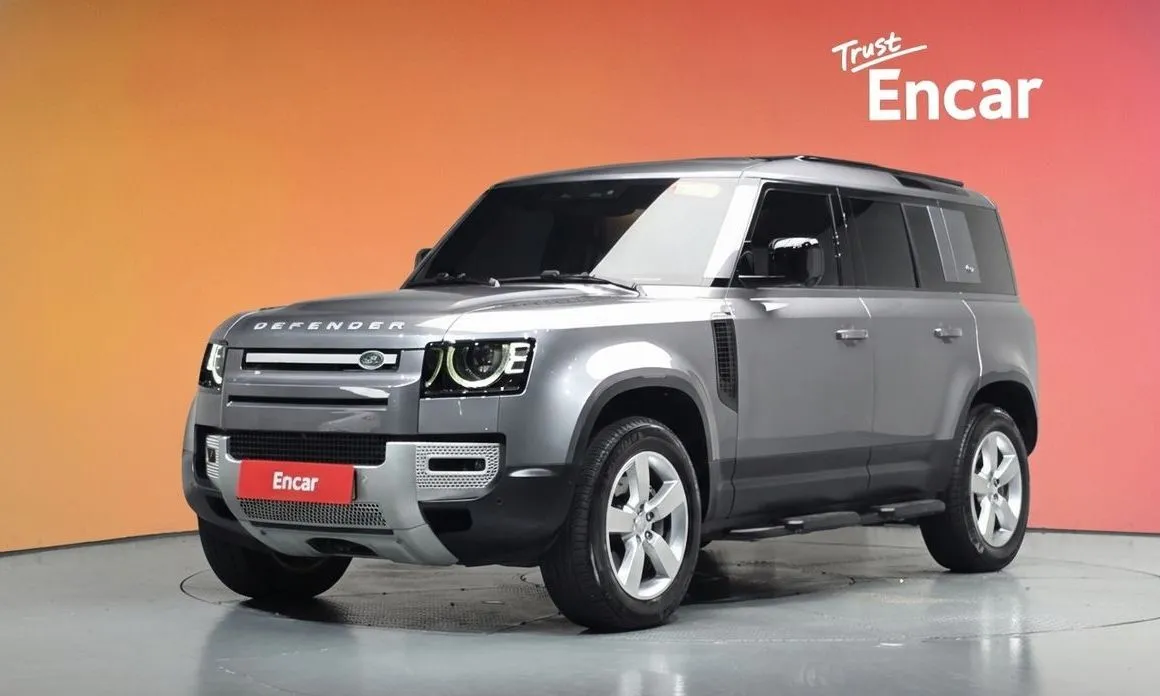 Land Rover Defender — фото 1