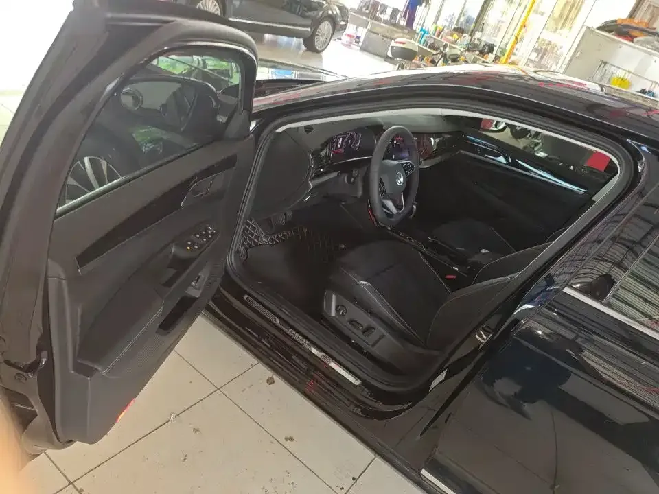 Volkswagen Passat — фото 4