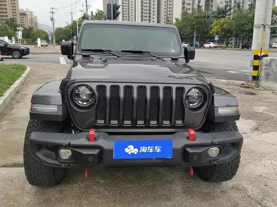Jeep Wrangler — фото 7