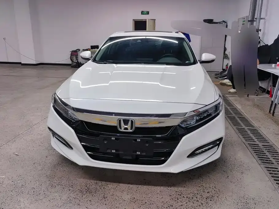 Honda Accord — фото 5