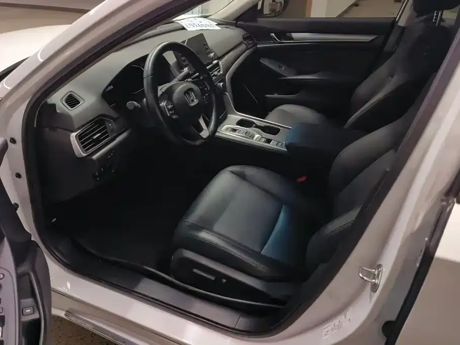 Honda Accord — фото 3