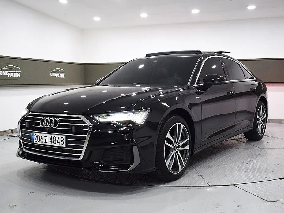 Audi A6 — фото 1