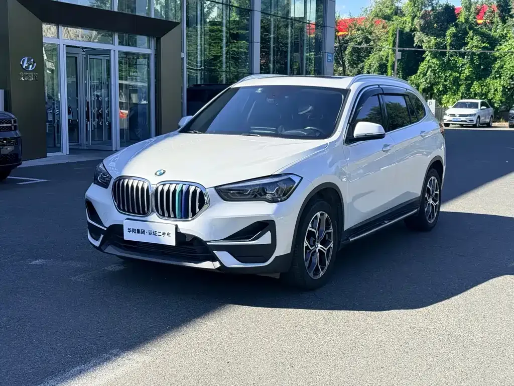 BMW X1 — фото 1