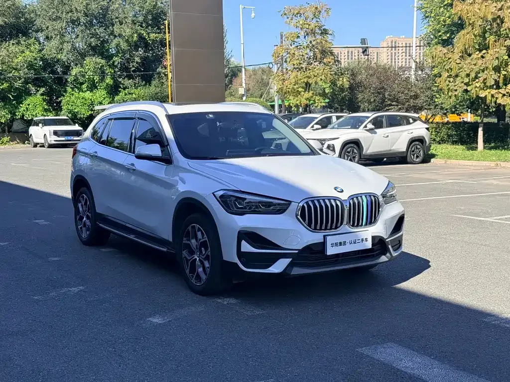 BMW X1 — фото 7