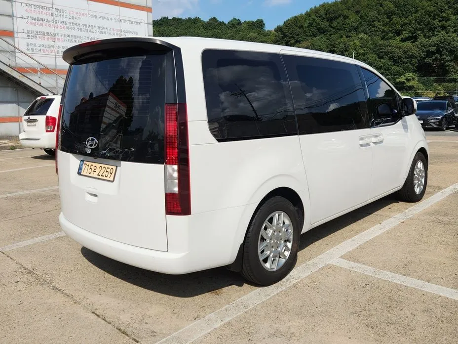 Hyundai Staria — фото 10