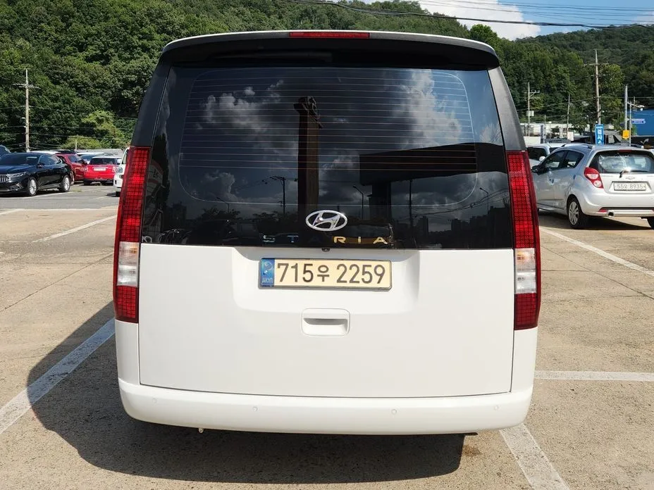 Hyundai Staria — фото 3