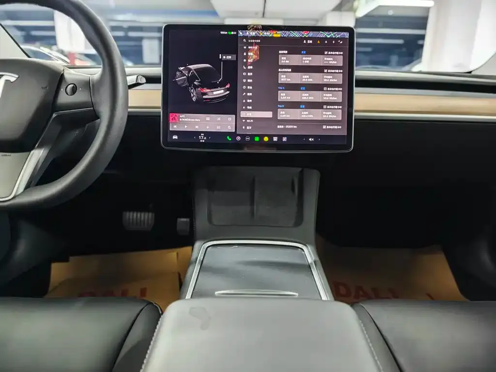 Tesla Model 3 — фото 6