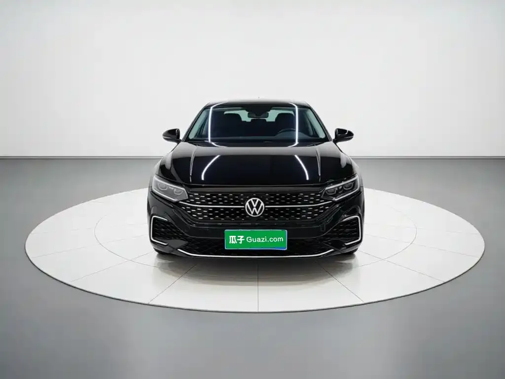 Volkswagen Passat — фото 5