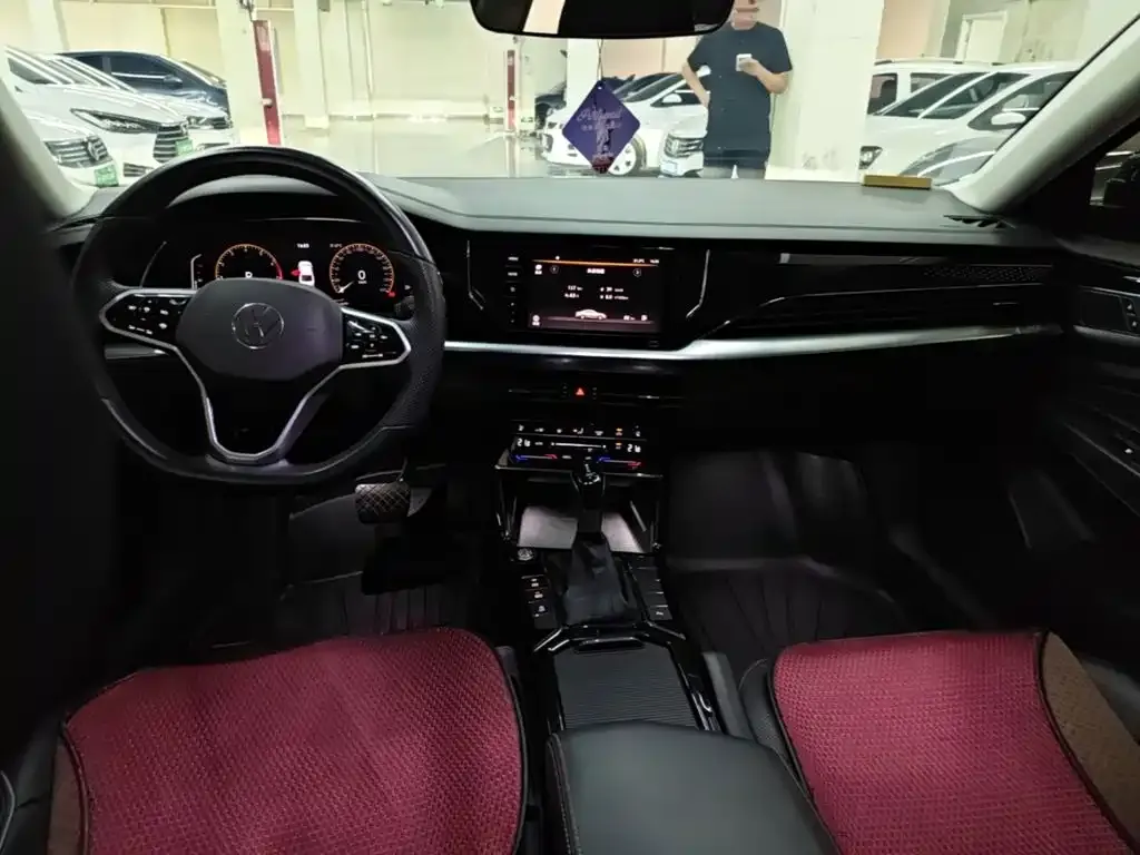 Volkswagen Passat — фото 6